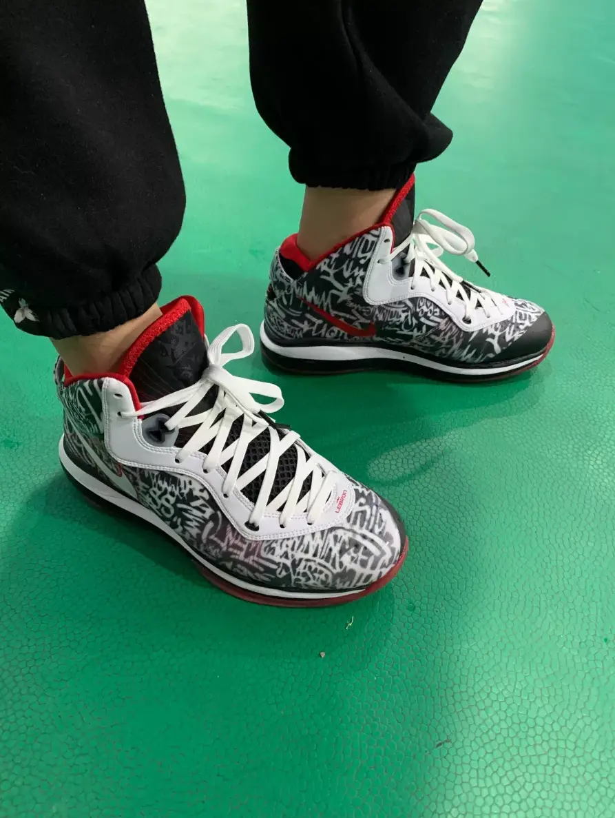Giày Nike LeBron 8 'Graffiti' DD8306-001 - Ảnh 3