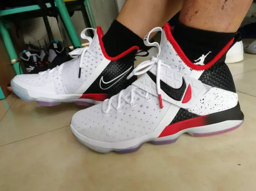 Alternative view of Giày Nike LeBron 14 EP 'Flip the Switch' 921084-103
