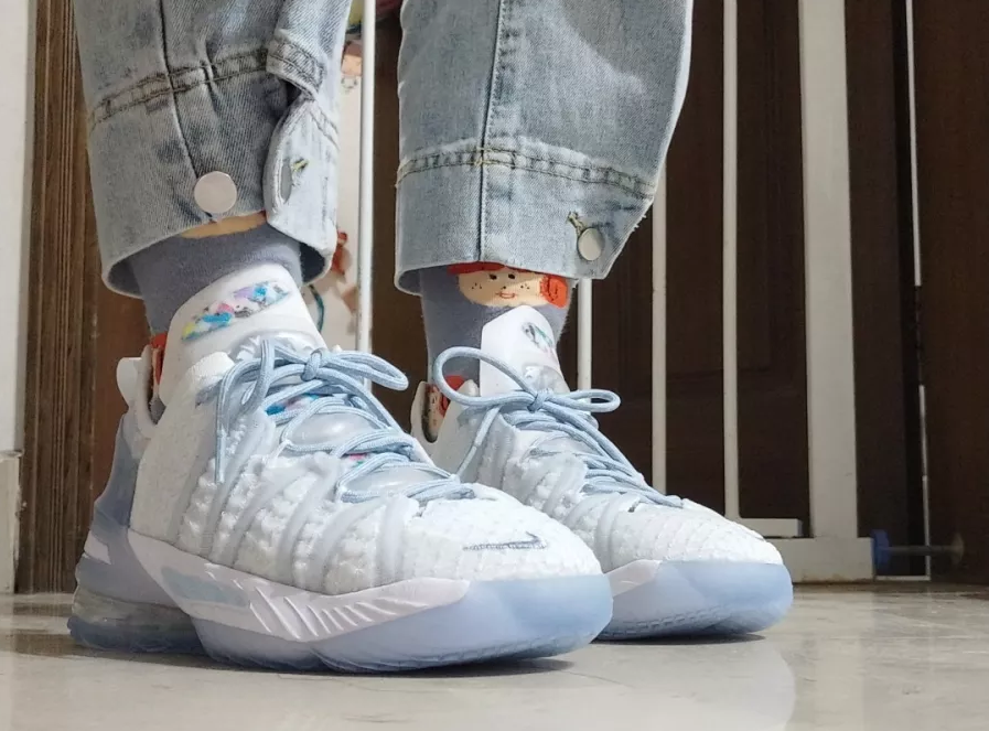 Giày Nike Lebron 18 NRG GS 'Blue Tint' CT4677-400 - Ảnh 3