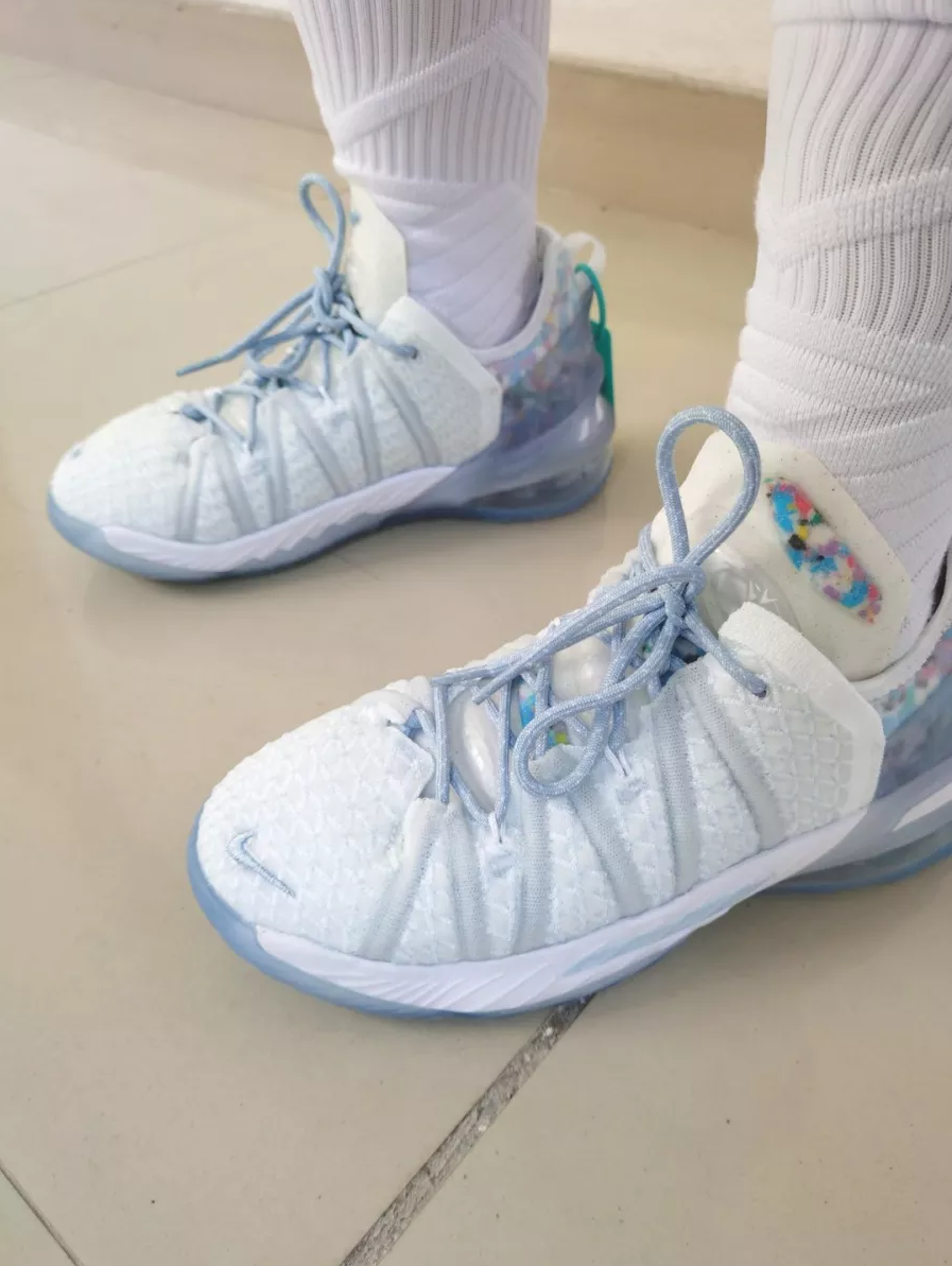 Giày Nike Lebron 18 NRG GS 'Blue Tint' CT4677-400 - Ảnh 4