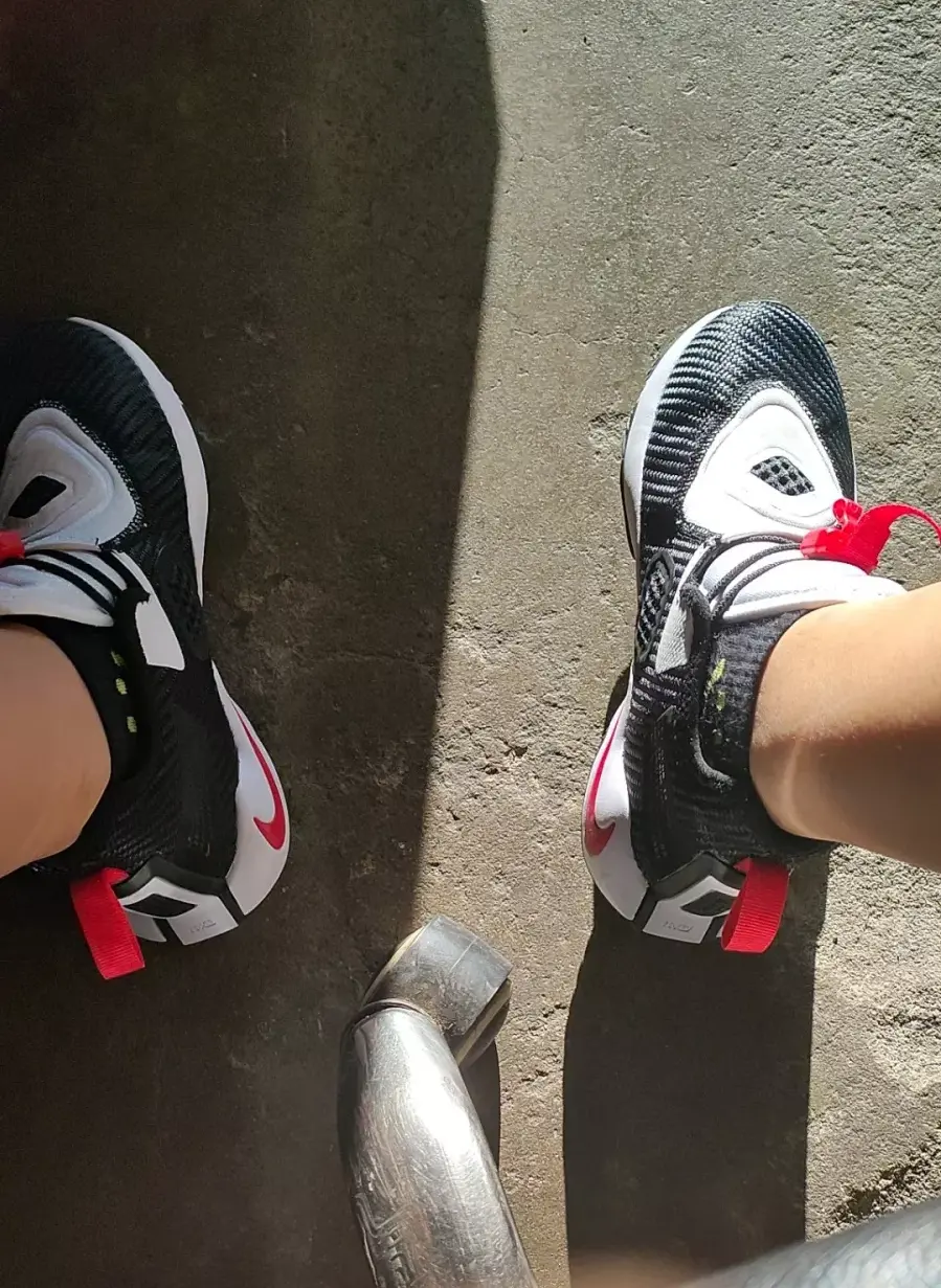 Giày Nike LeBron Soldier 14 GS 'Bred' CN8689-002 - Ảnh 5