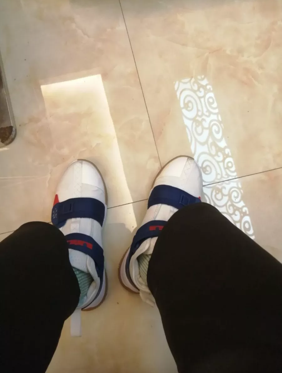 Giày Nike LeBron Soldier 13 LA GS 'White Coastal Blue' CU4133-124 - Ảnh 4