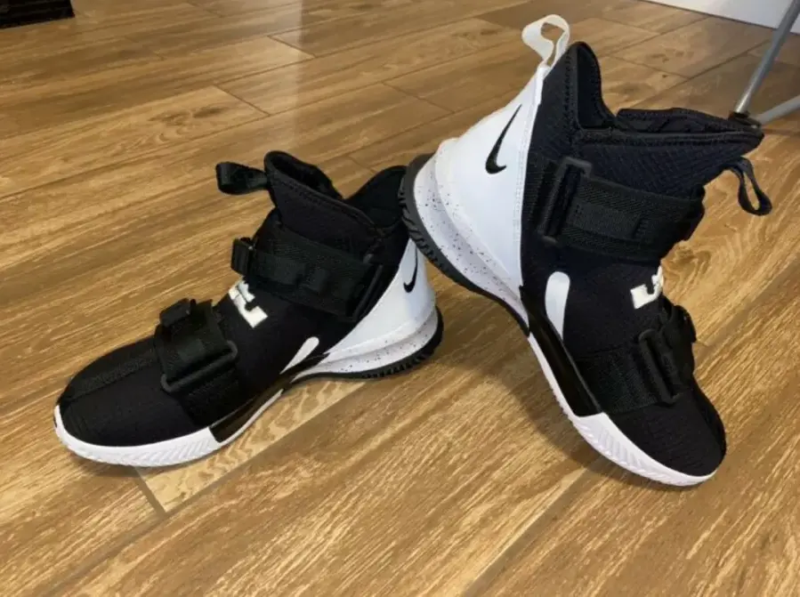 Giày Nike LeBron Soldier 13 SFG TB 'Black White' CN9809-002 - Ảnh 5