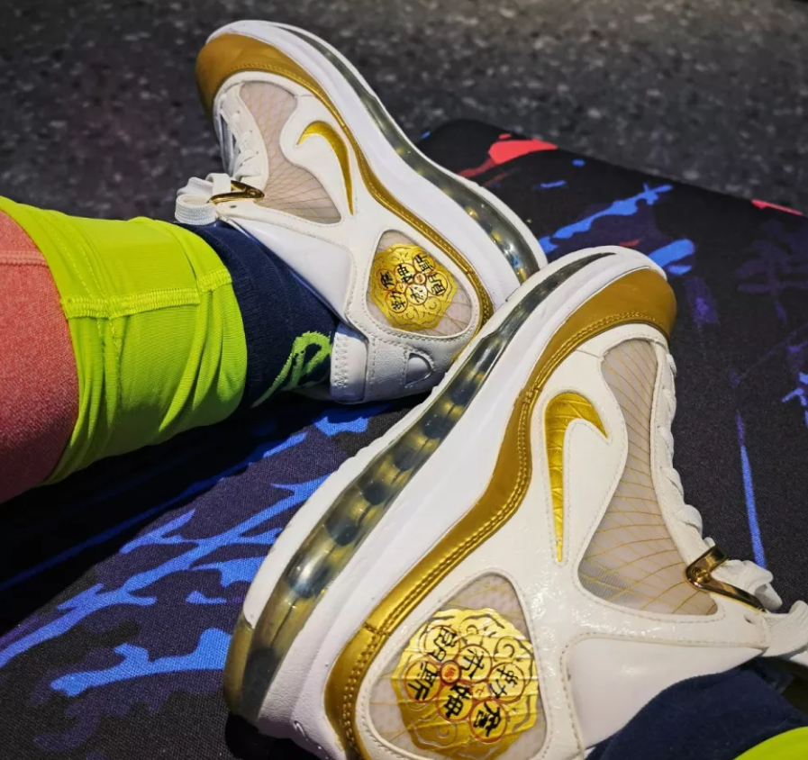 Giày Nike Air Max LeBron 7 QS GS 'China Moon' 2020 CK0719-100 - Ảnh 4