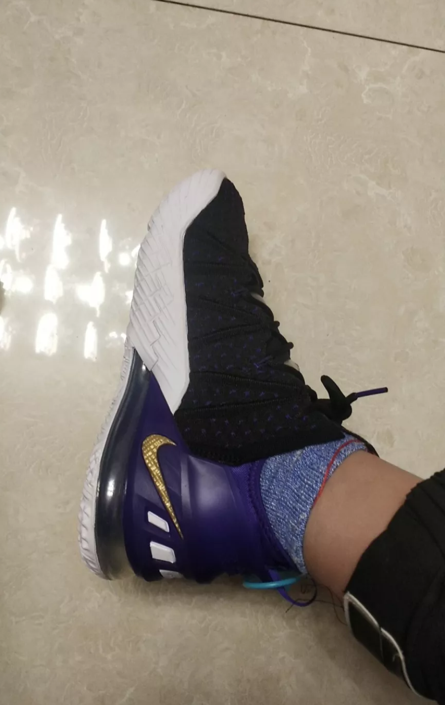 Giày Nike LeBron 18 'Lakers' CQ9283-004 - Ảnh 4