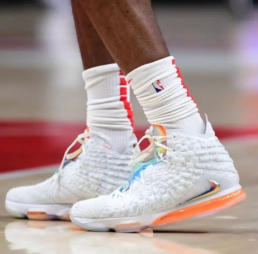 Giày Nike LeBron 17 'Future Air' CT3843-100 - Ảnh 5