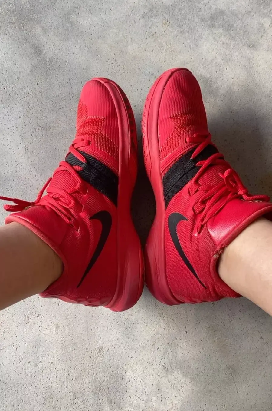 Alternative view of Giày Nike Kyrie FlyTrap EP 'University Sepatu' AJ1935-600