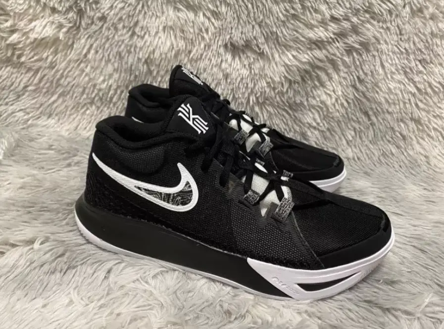 Alternative view of Giày Nike Kyrie Flytrap 6 EP 'Black' DM1126-001