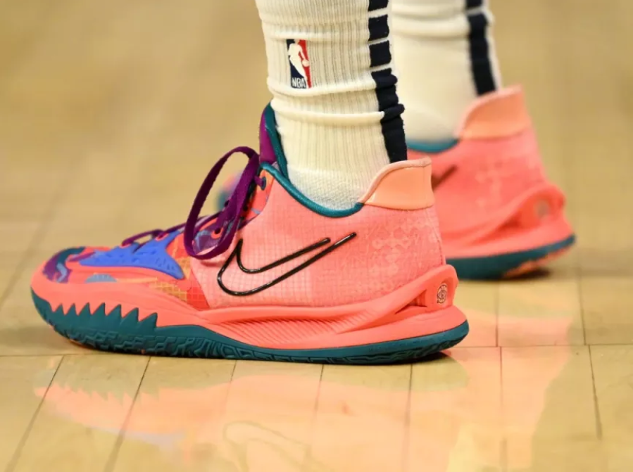 Giày Nike Kyrie 4 Low 'Bright Crimson' CW3985-600 - Ảnh 3