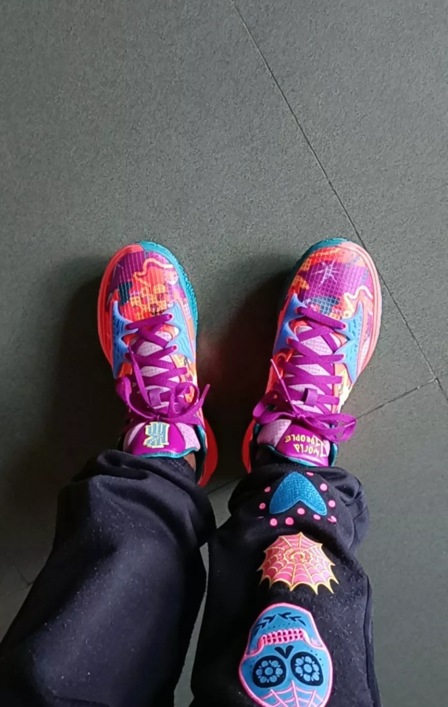 Giày Nike Kyrie 4 Low 'Bright Crimson' CW3985-600 - Ảnh 4