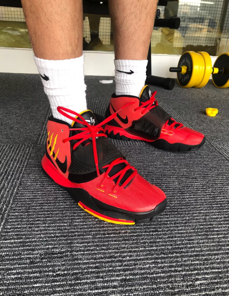 Giày Nike Kyrie 6 Bruce Lee Price 'Comparisons' CW3042-600 - Ảnh 2
