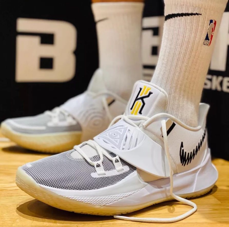 Giày Nike Kyrie Low 3 EP 'White Black Glow' CJ1287-100 - Ảnh 4