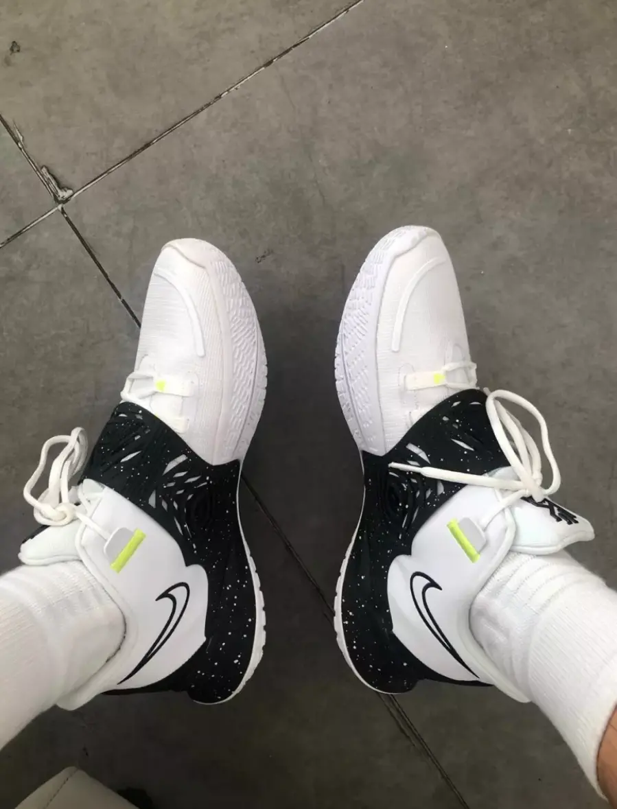 Giày Nike Kyrie Low 3 Team 'White Black' CW6228-101 - Ảnh 5