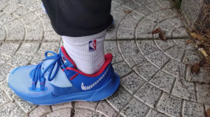 Alternative view of Giày Nike Kyrie Low 3 'Pacific Blue' CJ1287-400