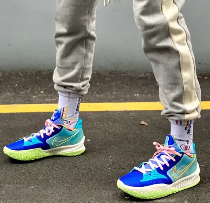 Giày Nike Kyrie Low 4 'Keep Sue Fresh' CW3985-401 - Ảnh 4