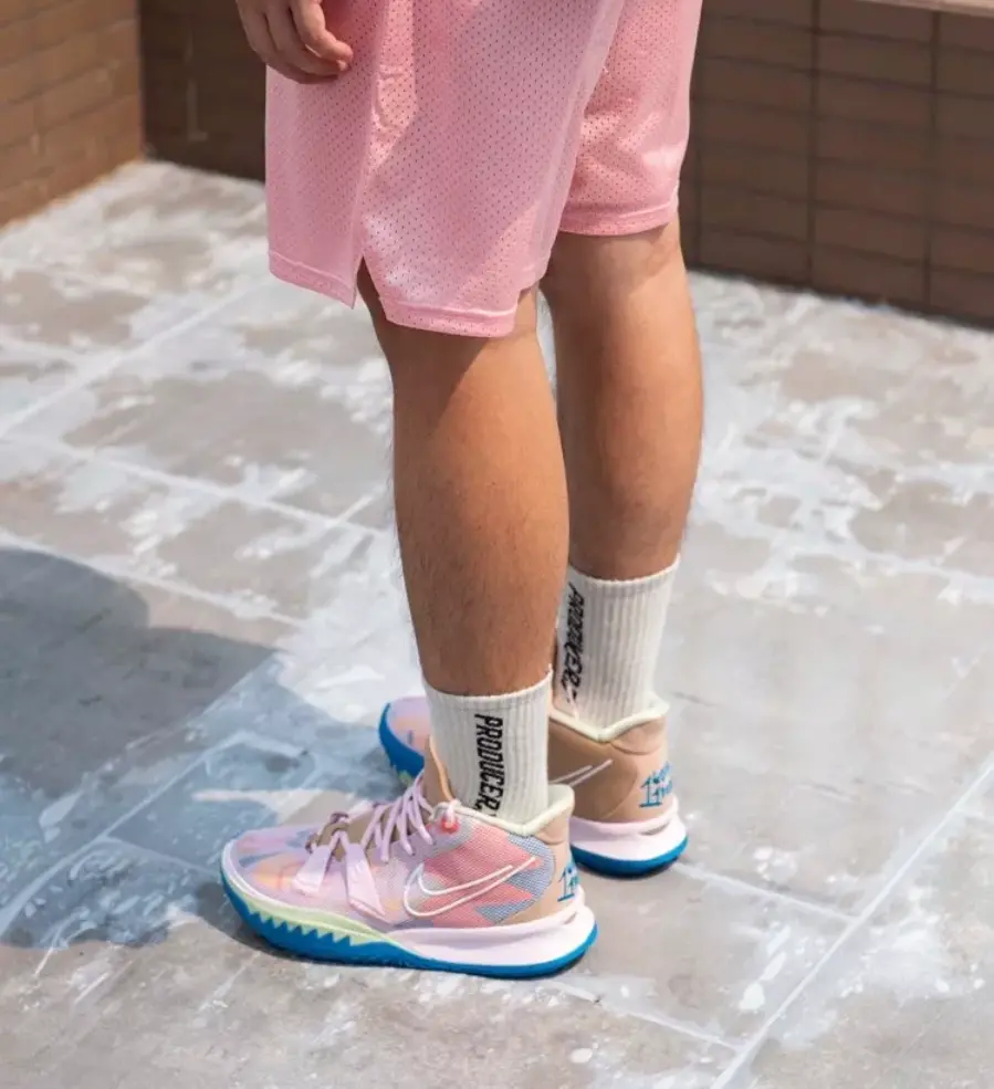 Giày Nike Kyrie 7 EP '1 World 1 People Regal Pink' CQ9327-600 - Ảnh 4