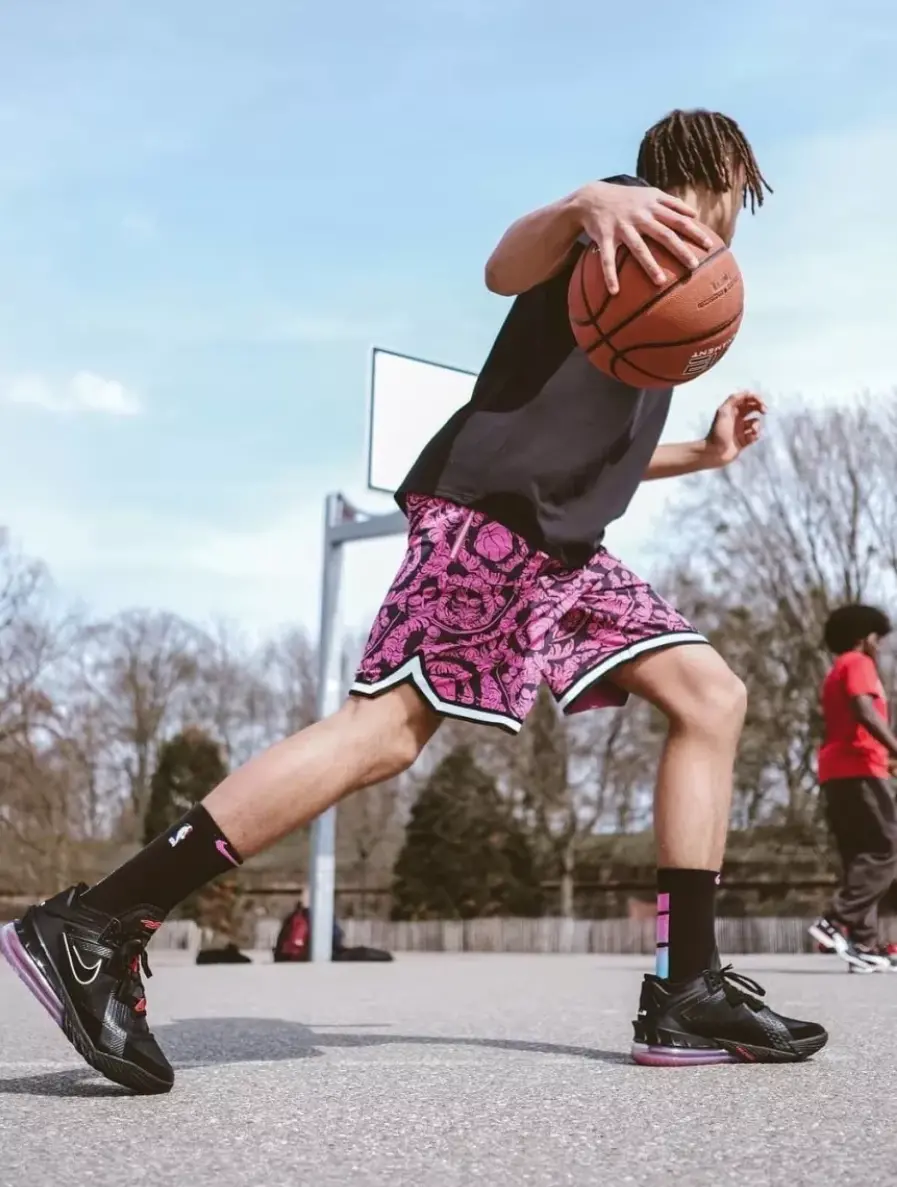 Giày Nike LeBron 18 Low EP 'Bred' CV7564-001 - Ảnh 5