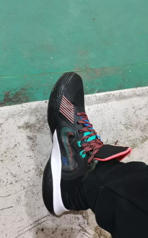 Alternative view of Giày Nike Kyrie Flytrap V Wolf Grey DC8991-001