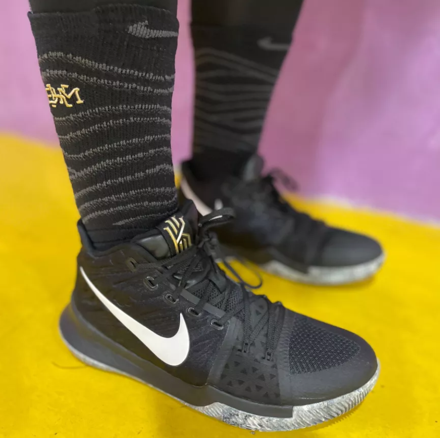 Giày Nike Kyrie 3 BHM EP 852417-001 - Ảnh 4