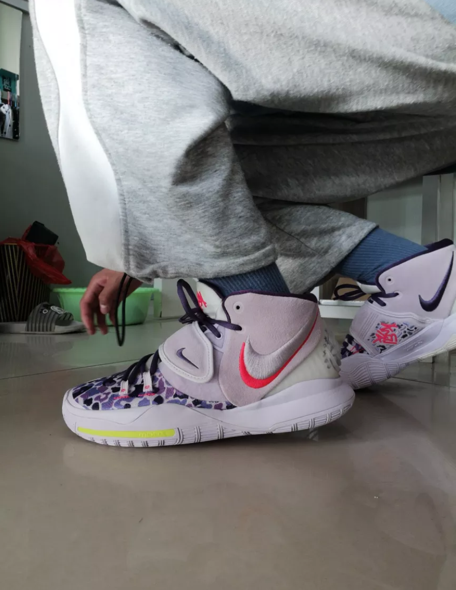 Giày Nike Kyrie 6 'Asia Irving Barely Grape' CD5031-500 - Ảnh 2