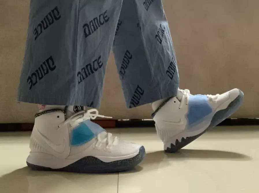 Alternative view of Giày Nike Kyrie 6 'White Sapphire Crimson' BQ5599-146