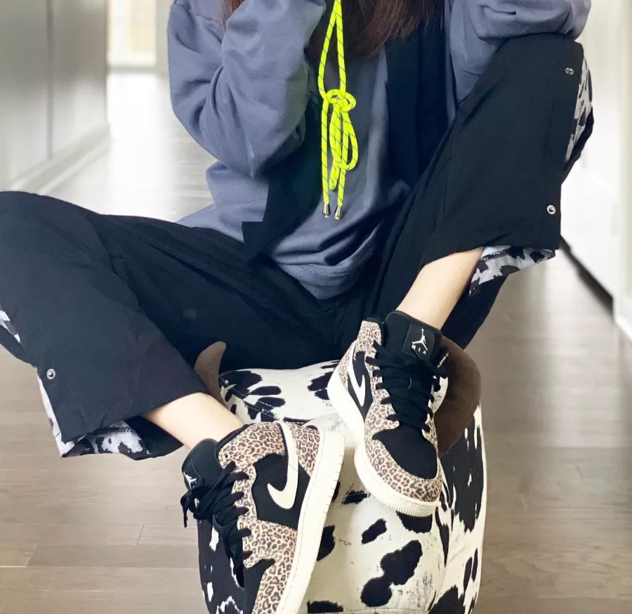 Giày Nike Air Jordan 1 Mid SE GS 'Leopard' BQ6931-021 - Ảnh 3