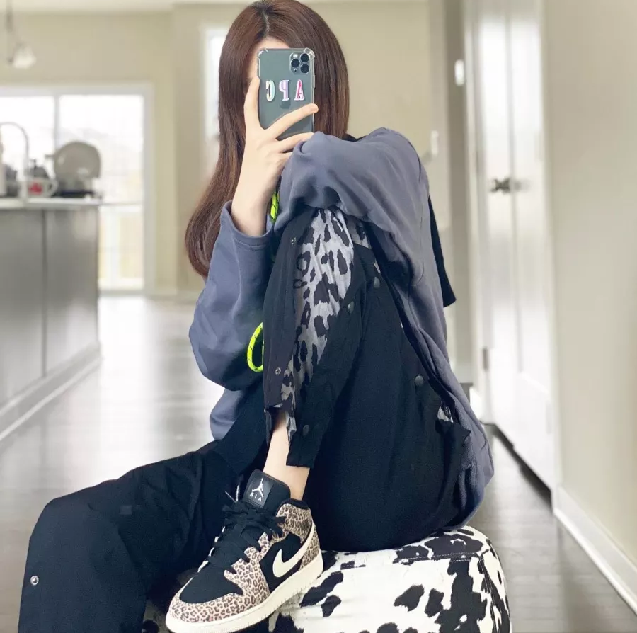 Giày Nike Air Jordan 1 Mid SE GS 'Leopard' BQ6931-021 - Ảnh 4