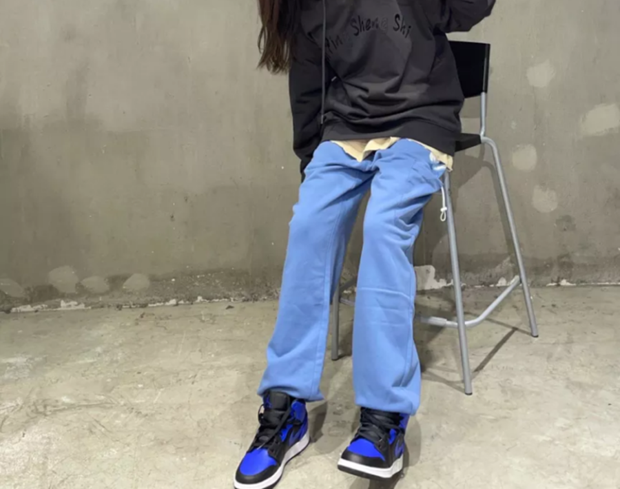 Giày Nike Air Jordan 1 Mid GS 'Hyper Royal' 554725-077 - Ảnh 3