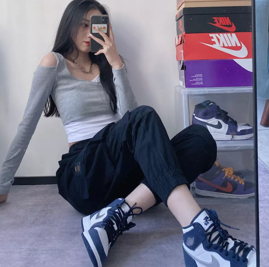 Giày Nike Air Jordan 1 Retro High co.JP 'Midnight Navy' Suitcase Special Box - Ảnh 4