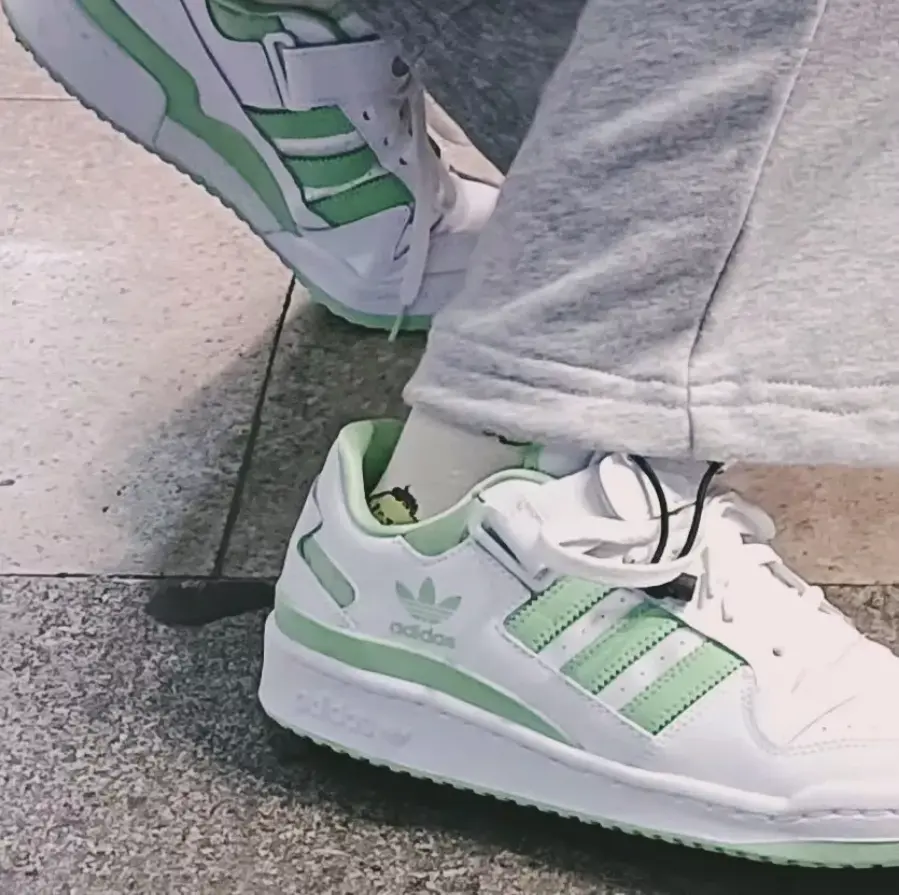 Alternative view of Giày Adidas Forum Low 'Green' GX5072