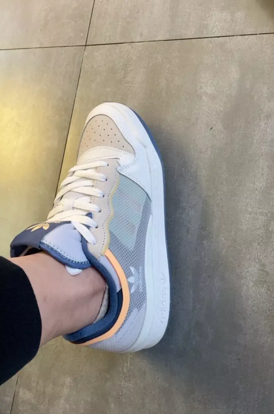 Giày Adidas Forum Low TT 'White Crew Blue' FY4967 - Ảnh 4