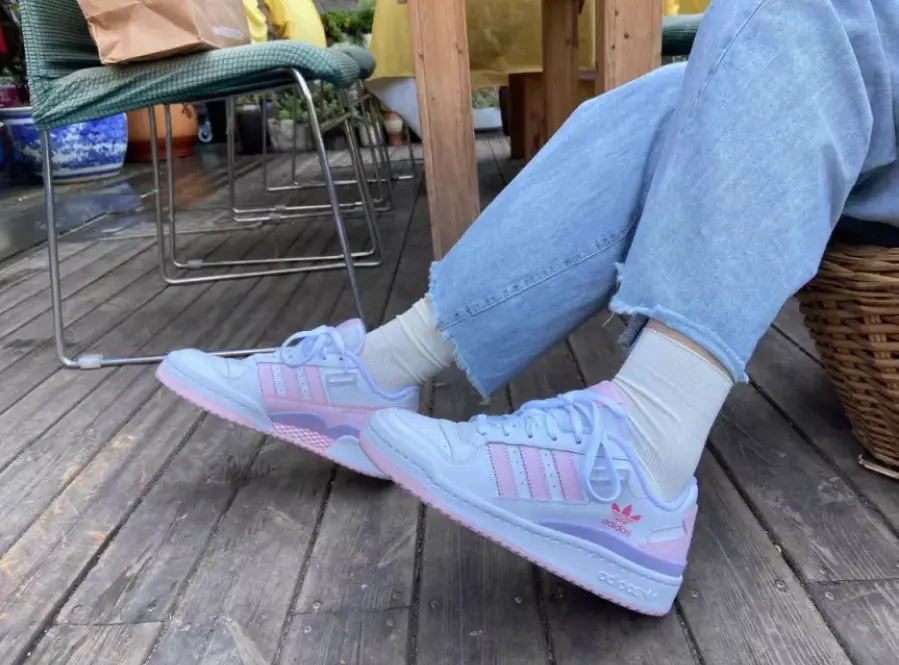 Alternative view of Giày Adidas Forum Low 'Pink' GY3670