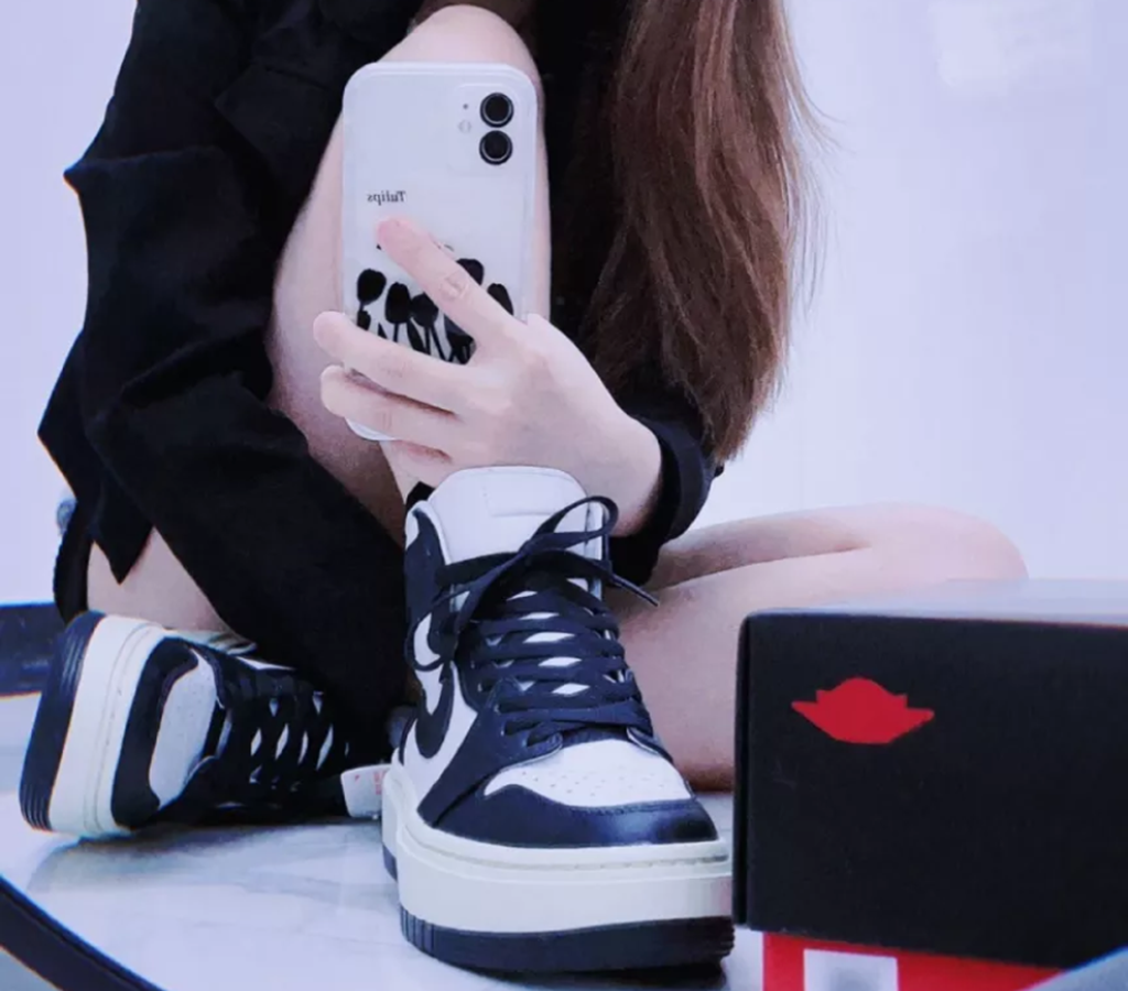 Giày Nike Air Jordan 1 Elevated High ‘White Black’ DN3253-100 - Ảnh 5