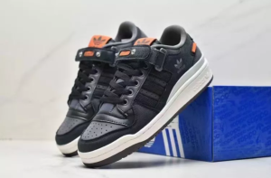 Alternative view of Giày Adidas Forum Low 'Dark Grey' HQ6335
