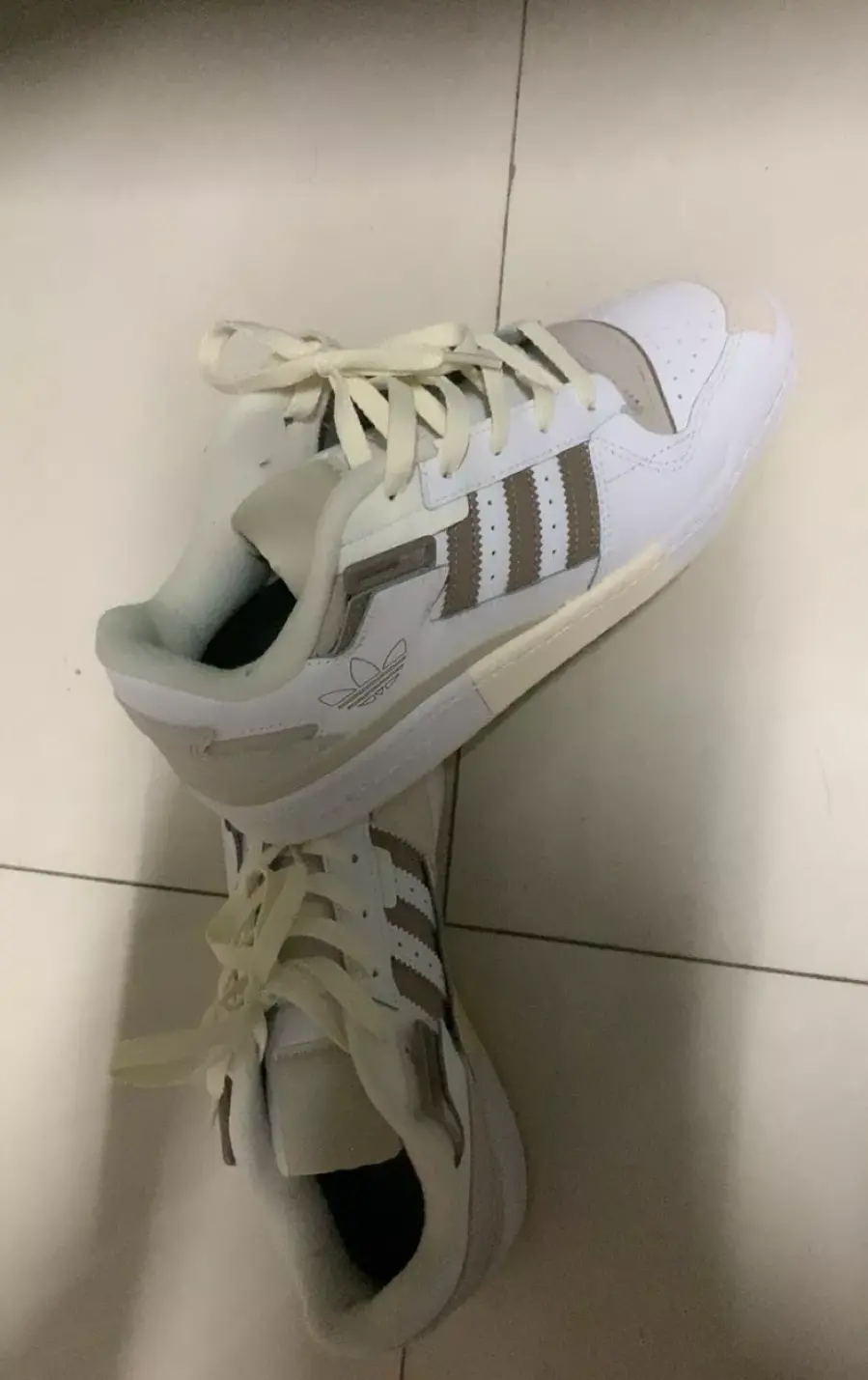 Alternative view of Giày Adidas Forum Exhibit Low 'Chalky Brown' GW6347