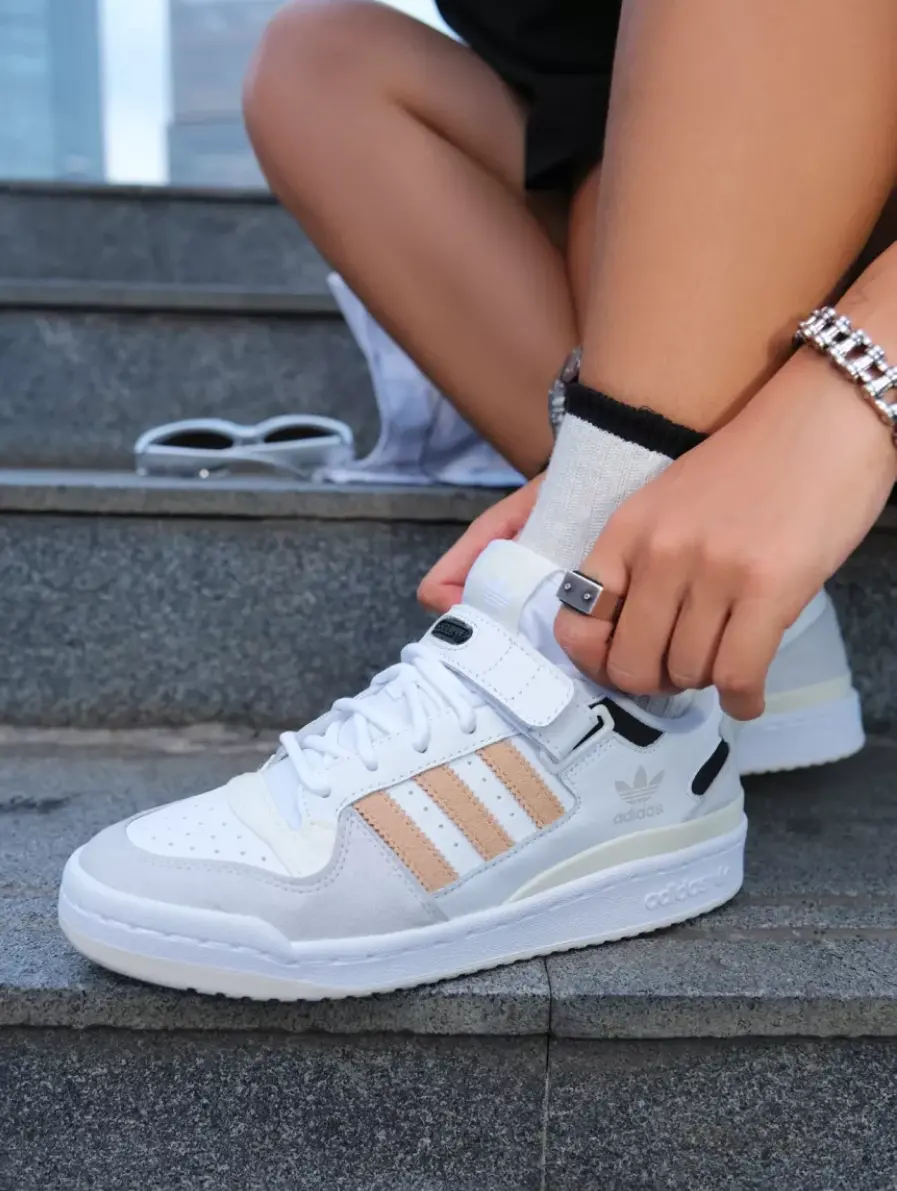 Alternative view of Giày Adidas Forum Low 'White Beige' GW7107