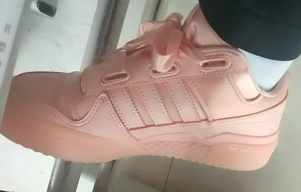 Alternative view of Giày Adidas Satin Forum FY8823