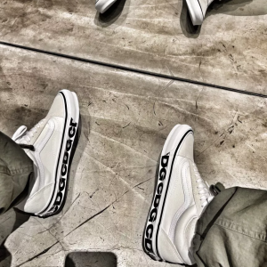 Alternative view of Giày Vans Old Skool Commes des Garcons 'White' VN0A4P3XQLZ