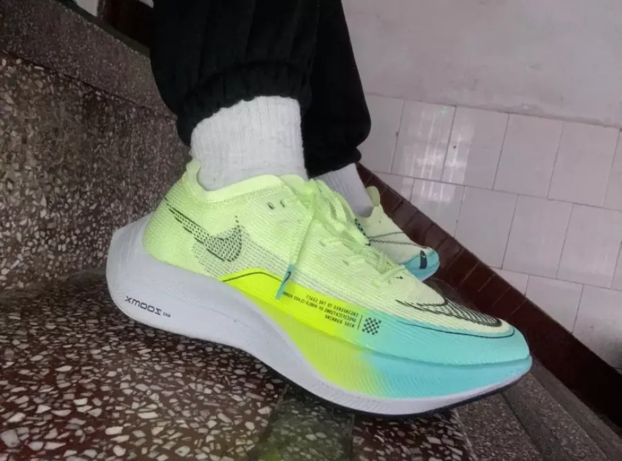 Alternative view of Giày Nike ZoomX Vaporfly Next%2 'Volt Turquoise' CU4123-700