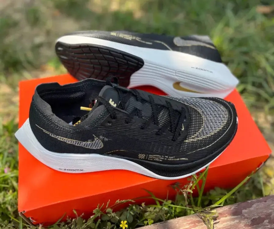 Giày Nike ZoomX Vaporfly NEXT% 2 'Black Metallic Gold Coin' CU4123-001 - Ảnh 4