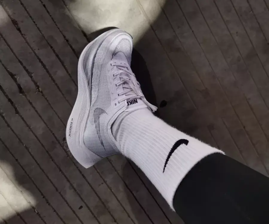 Alternative view of Giày Nike ZoomX 'White Metallic Silver' CU4123-100
