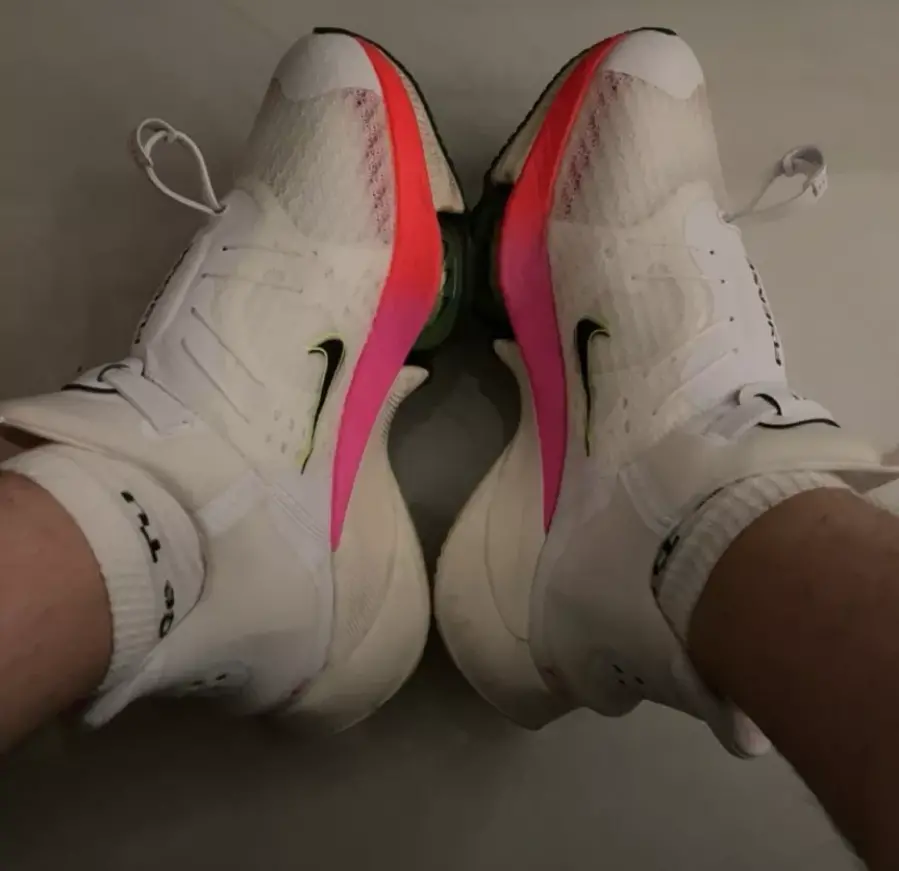 Giày Nike Air Zoom Tempo NEXT% FlyEase 'Rawdacious' DJ5435-100 - Ảnh 5