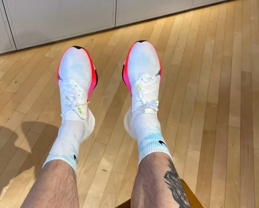 Alternative view of Giày Nike Air Zoom Tempo NEXT% Flyknit 'Rawdacious' DJ5430-100