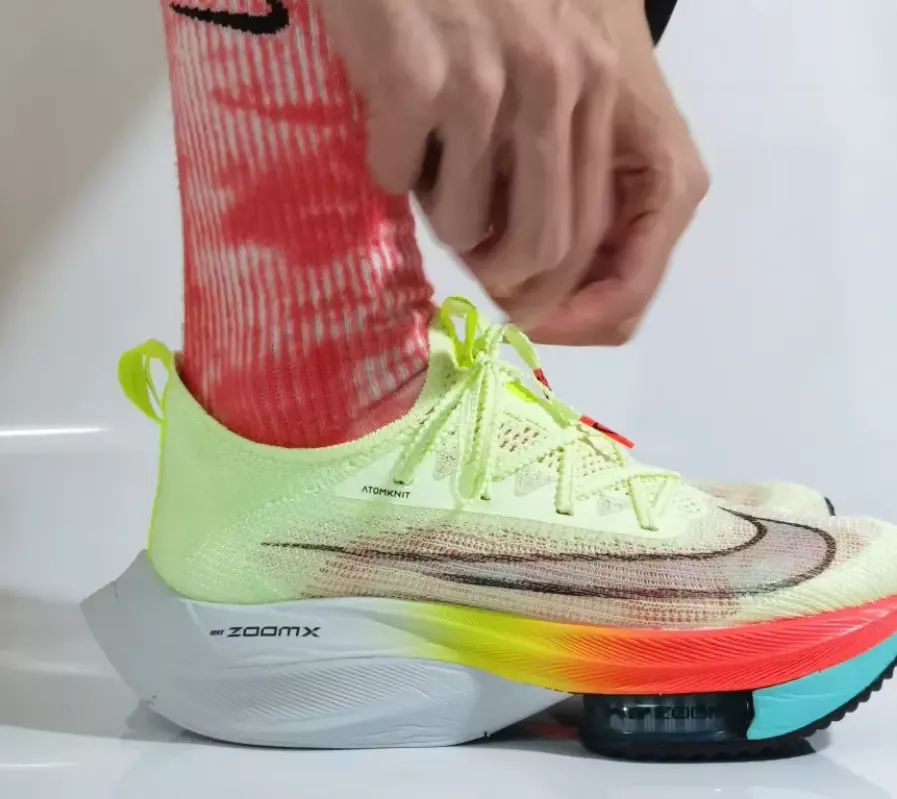 Alternative view of Giày Nike Air Zoom Alphafly Next% 'Barely Volt' CI9925-700