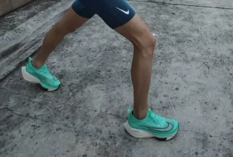 Alternative view of Giày Nike Air Zoom Alphafly Next% 'Hyper Turquoise' CI9925-300