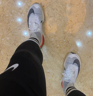 Alternative view of Giày Nike Air Zoom Alphafly Next 'Kenya' DD8877-101