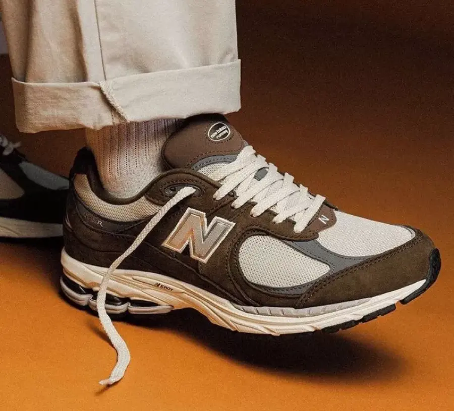 Giày New Balance 2002R 'Brown Beige' M2002RHS - Ảnh 4