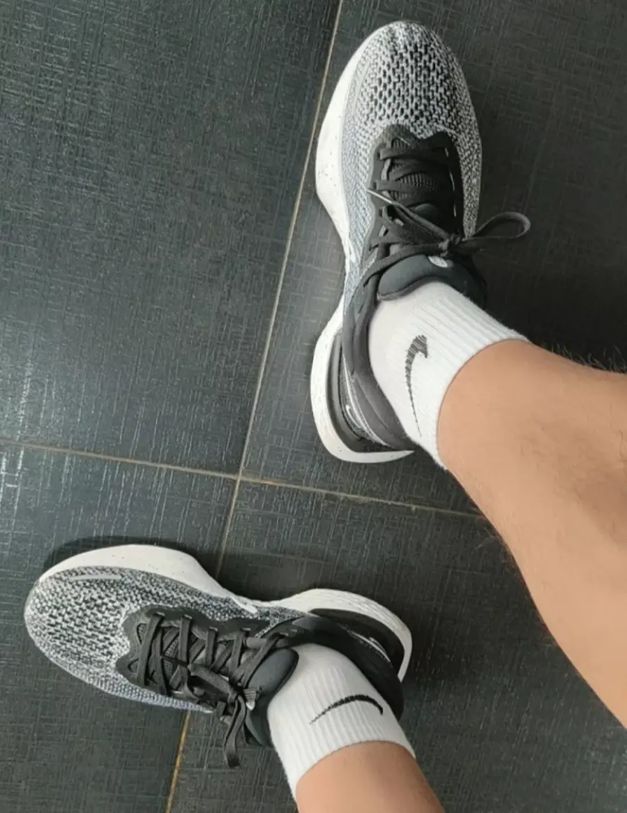 Giày Nike ZoomX Invincible Run Flyknit 'White Black' CT2229-103 - Ảnh 4