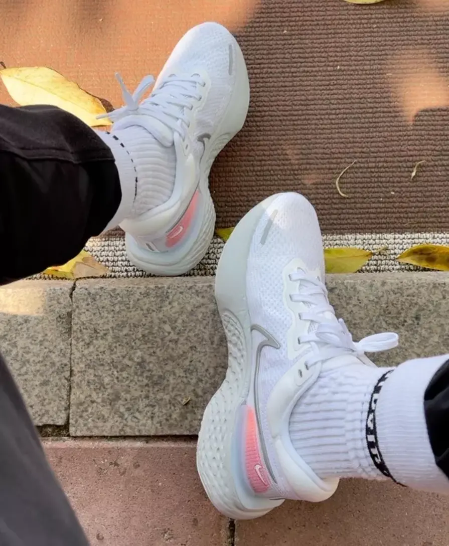 Giày Nike ZoomX Invincible Run Flyknit 'White Metallic Silver' CT2228-102 - Ảnh 5