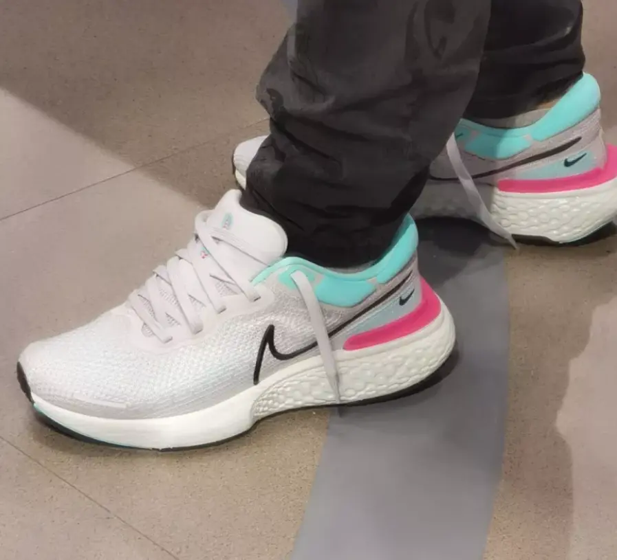 Giày Nike ZoomX Invincible Run Flyknit 'Grey Fog Dynamic Turquoise' CT2228-003 - Ảnh 3